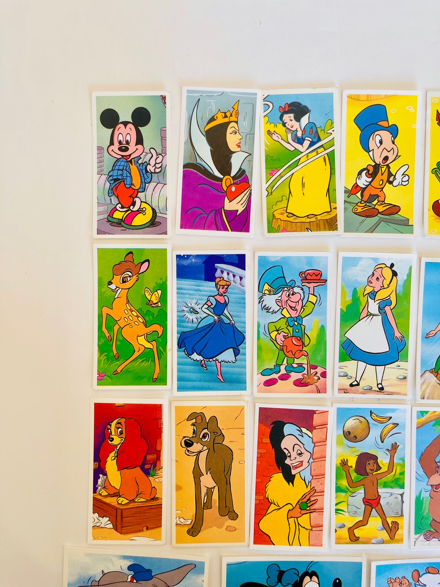 Brooke Bond Set of 25 Magical World of Disney Cards - 1989